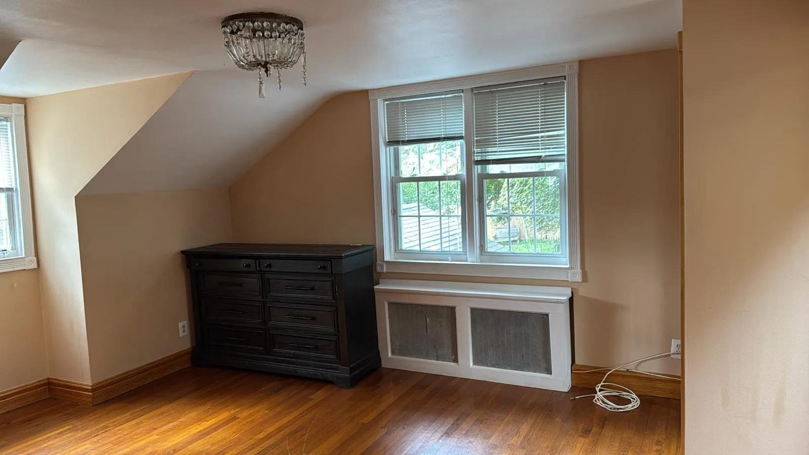 445 Hartsdale Avenue, Greenburgh, NY, 3 Bedrooms Bedrooms, 13 Rooms Rooms,3 BathroomsBathrooms,Residential Sale,For Rent,Hartsdale,0,889976 445 Hartsdale Avenue, Greenburgh, NY, 3 Bedrooms Bedrooms, 13 Rooms Rooms,3 BathroomsBathrooms,Residential Sale,For Rent,Hartsdale,0,889976