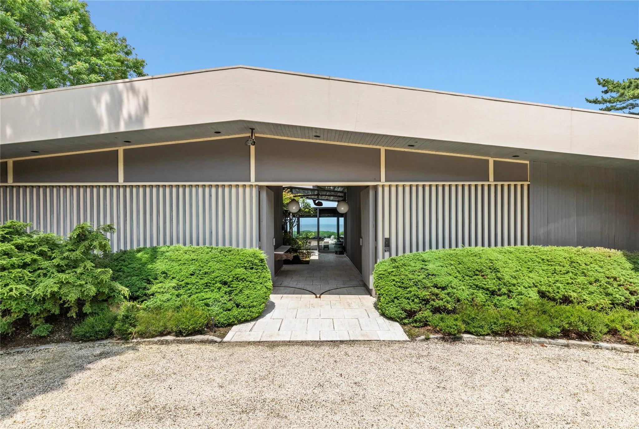 96 Old House Lane, North Hempstead, NY, 5 Bedrooms Bedrooms, 9 Rooms Rooms,3 BathroomsBathrooms,Residential,For Rent,Old House,0,890164 96 Old House Lane, North Hempstead, NY, 5 Bedrooms Bedrooms, 9 Rooms Rooms,3 BathroomsBathrooms,Residential,For Rent,Old House,0,890164