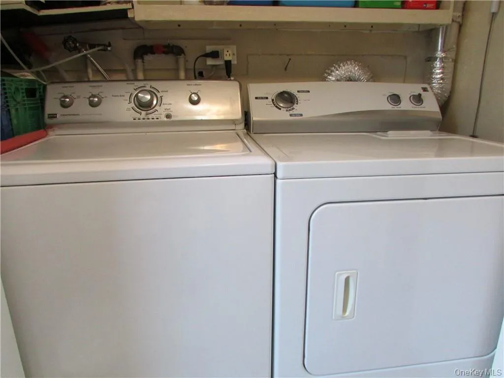 Full size washer & dryer Full size washer & dryer