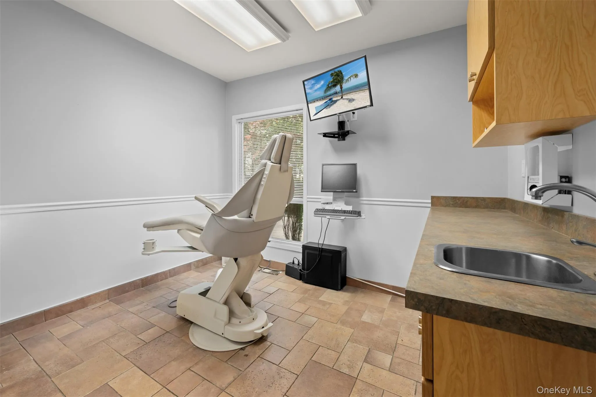 10 Hunter Avenue, Brookhaven, NY, 4 Bedrooms Bedrooms, 8 Rooms Rooms,2 BathroomsBathrooms,Residential,For Rent,Hunter,0,890964 10 Hunter Avenue, Brookhaven, NY, 4 Bedrooms Bedrooms, 8 Rooms Rooms,2 BathroomsBathrooms,Residential,For Rent,Hunter,0,890964