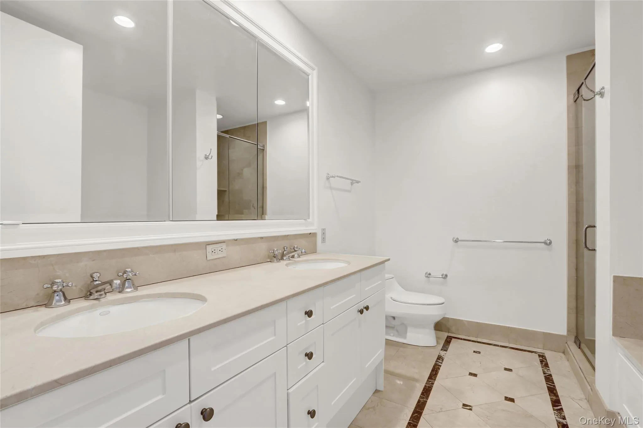 90 End Avenue, New York, NY, 3 Bedrooms Bedrooms, 6 Rooms Rooms,3 BathroomsBathrooms,Residential,For Rent,End,0,891105 90 End Avenue, New York, NY, 3 Bedrooms Bedrooms, 6 Rooms Rooms,3 BathroomsBathrooms,Residential,For Rent,End,0,891105