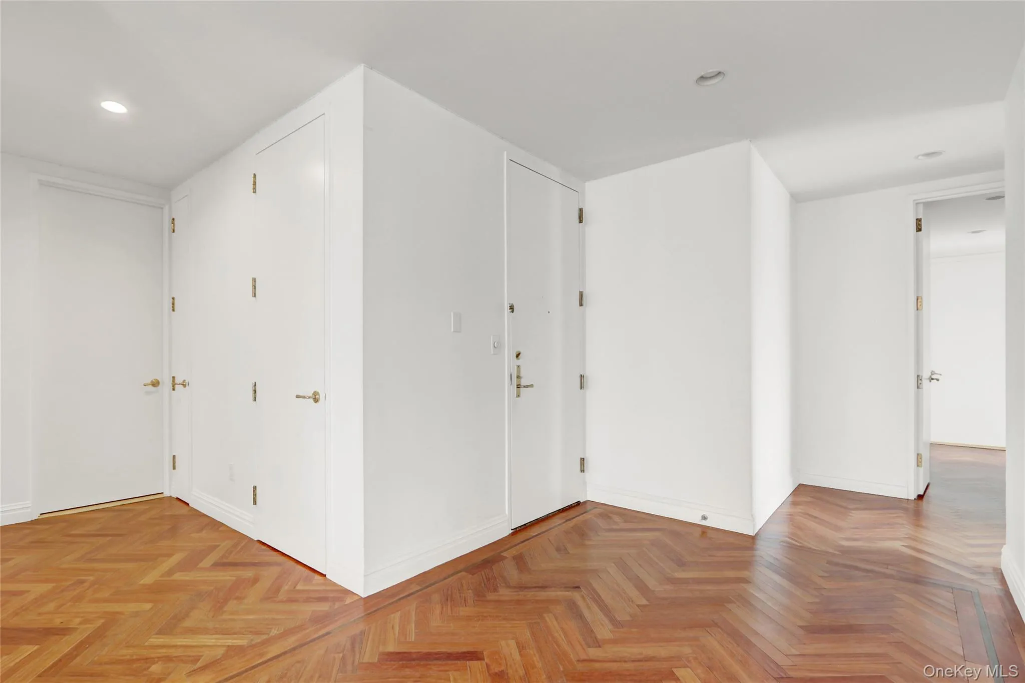 90 End Avenue, New York, NY, 3 Bedrooms Bedrooms, 6 Rooms Rooms,3 BathroomsBathrooms,Residential,For Rent,End,0,891105 90 End Avenue, New York, NY, 3 Bedrooms Bedrooms, 6 Rooms Rooms,3 BathroomsBathrooms,Residential,For Rent,End,0,891105