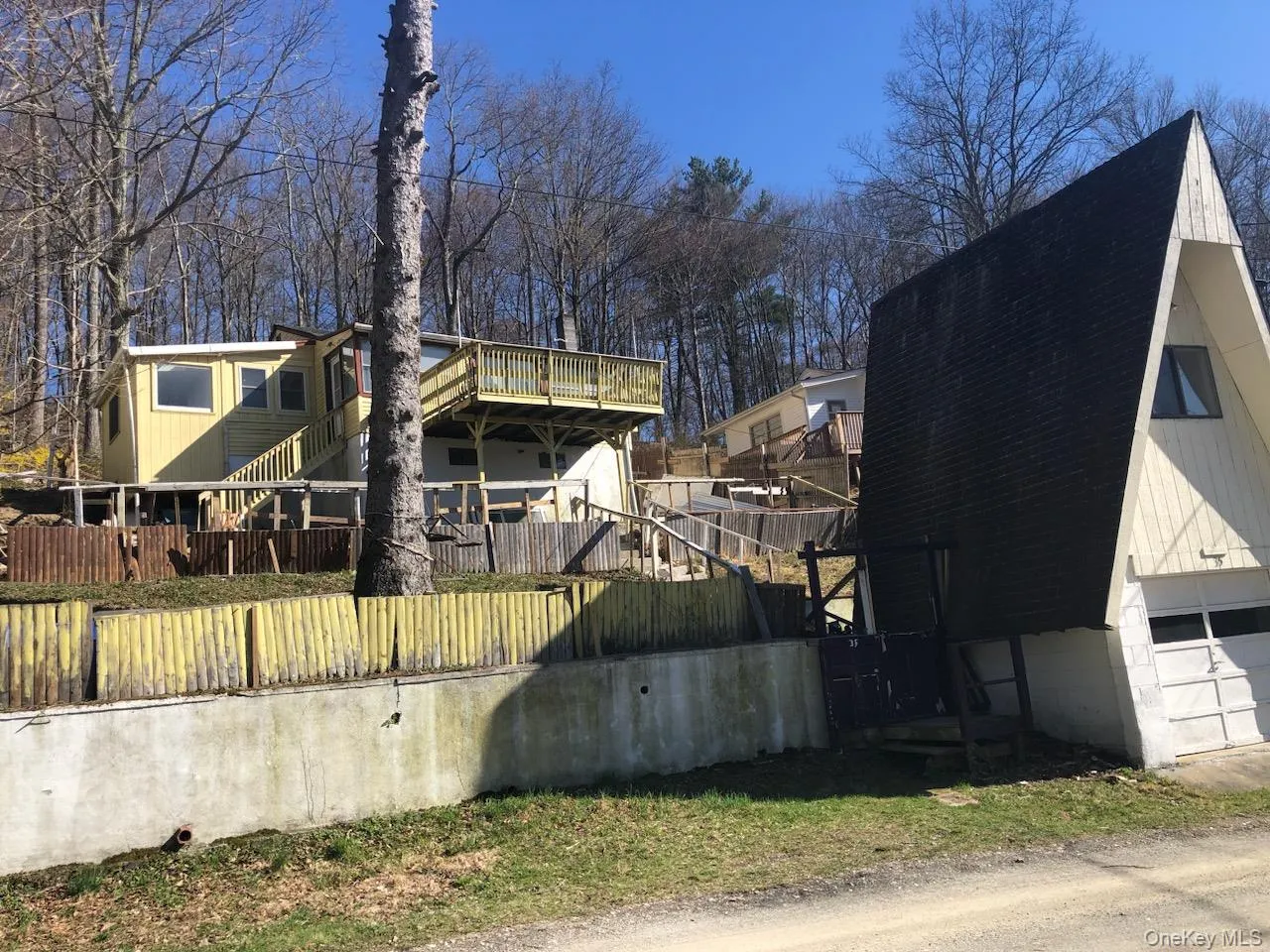 35 Lake Claire Drive, Mount Hope, NY, 2 Bedrooms Bedrooms, 5 Rooms Rooms,1 BathroomBathrooms,Residential,For Rent,Lake Claire,0,891226 35 Lake Claire Drive, Mount Hope, NY, 2 Bedrooms Bedrooms, 5 Rooms Rooms,1 BathroomBathrooms,Residential,For Rent,Lake Claire,0,891226