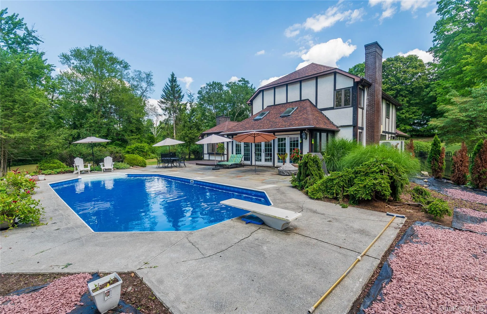 7 Fox Hollow Road, Southeast, NY, 3 Bedrooms Bedrooms, 11 Rooms Rooms,3 BathroomsBathrooms,Residential,For Rent,Fox Hollow,0,891269 7 Fox Hollow Road, Southeast, NY, 3 Bedrooms Bedrooms, 11 Rooms Rooms,3 BathroomsBathrooms,Residential,For Rent,Fox Hollow,0,891269