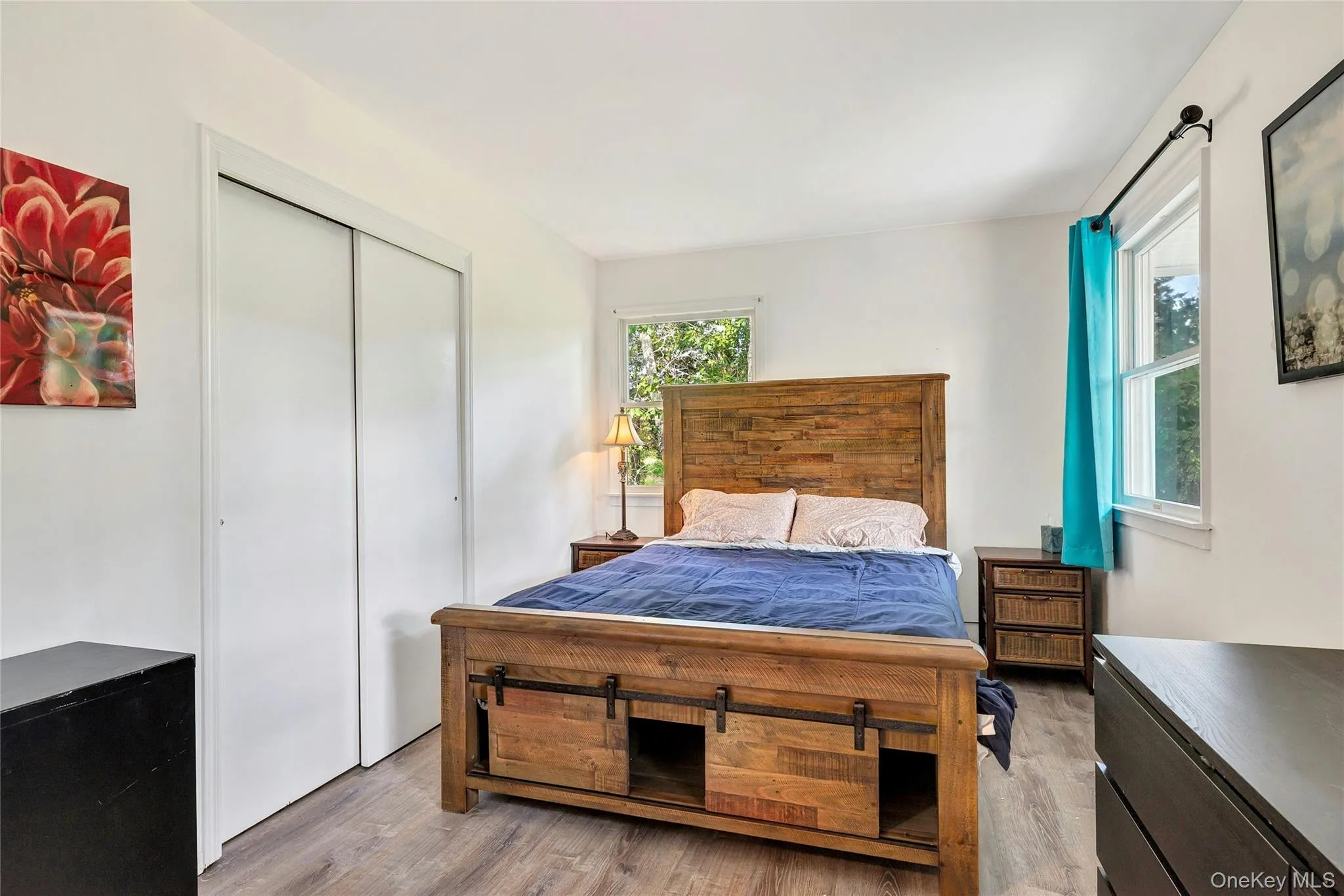 Double closet! Double closet!