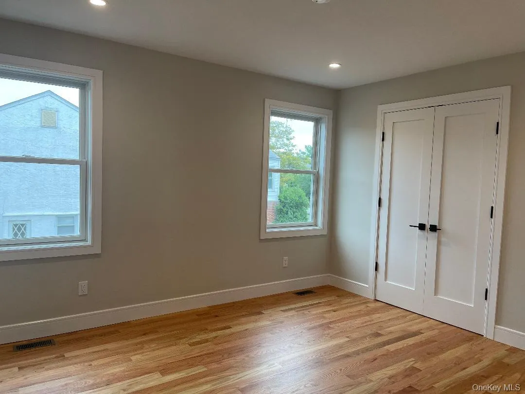 529 Chester Street, Long Beach, NY, 3 Bedrooms Bedrooms, 6 Rooms Rooms,2 BathroomsBathrooms,Residential Lease,Idx,Chester,0,892478 529 Chester Street, Long Beach, NY, 3 Bedrooms Bedrooms, 6 Rooms Rooms,2 BathroomsBathrooms,Residential Lease,Idx,Chester,0,892478