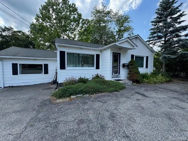 1661 Route 300, Newburgh (town), NY, ,Commercial Lease,Idx,Route 300,892520 1661 Route 300, Newburgh (town), NY, ,Commercial Lease,Idx,Route 300,892520