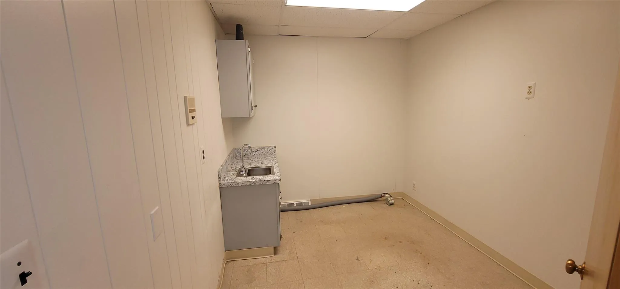 Washroom with baseboards Washroom with baseboards