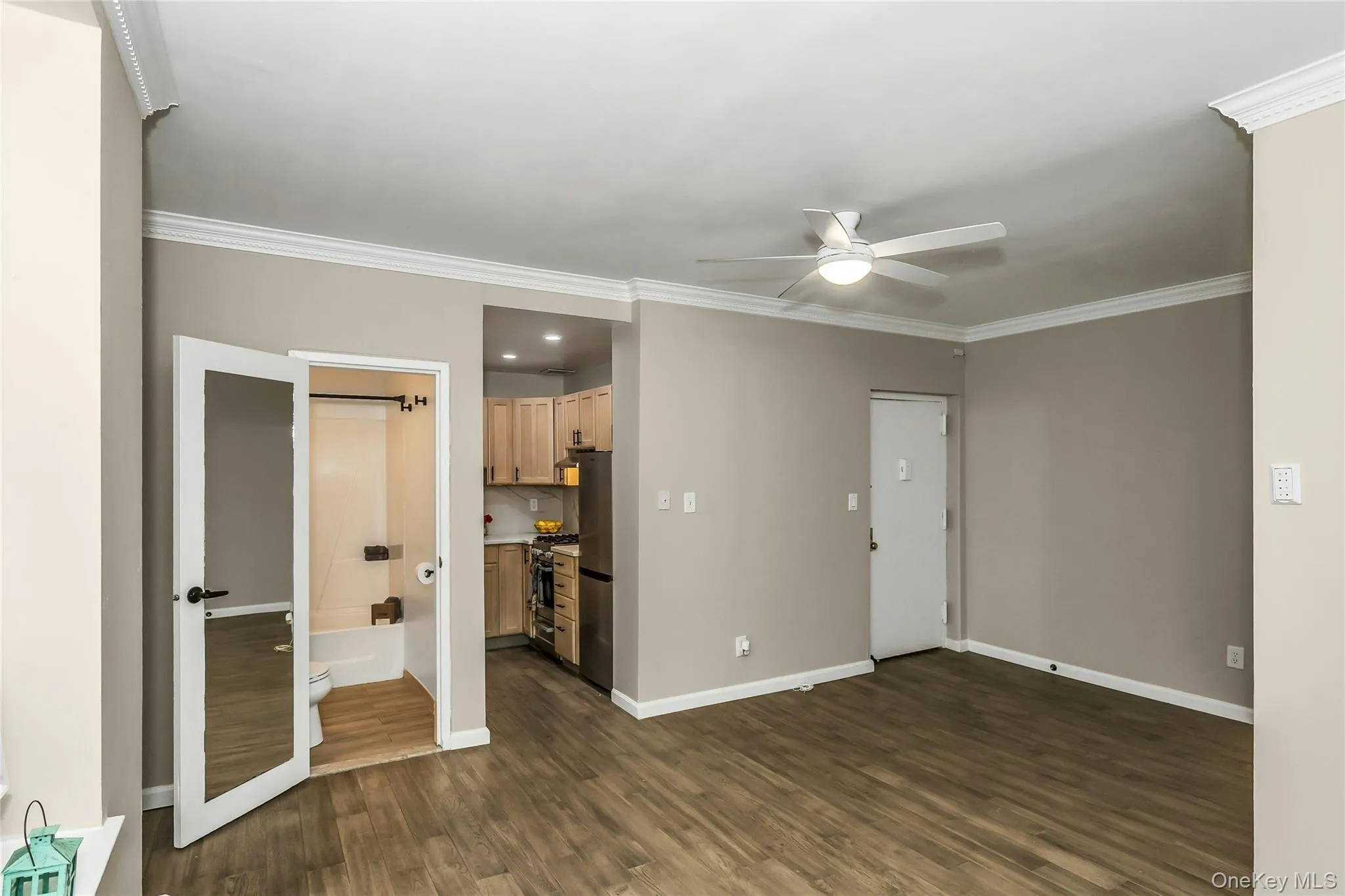 Open Space w/ Wood Floors Open Space w/ Wood Floors