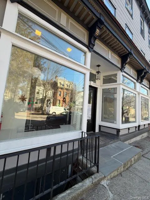 Entrance to property Entrance to property