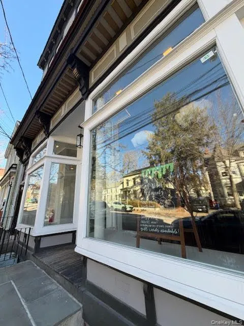 Brand new display windows Brand new display windows