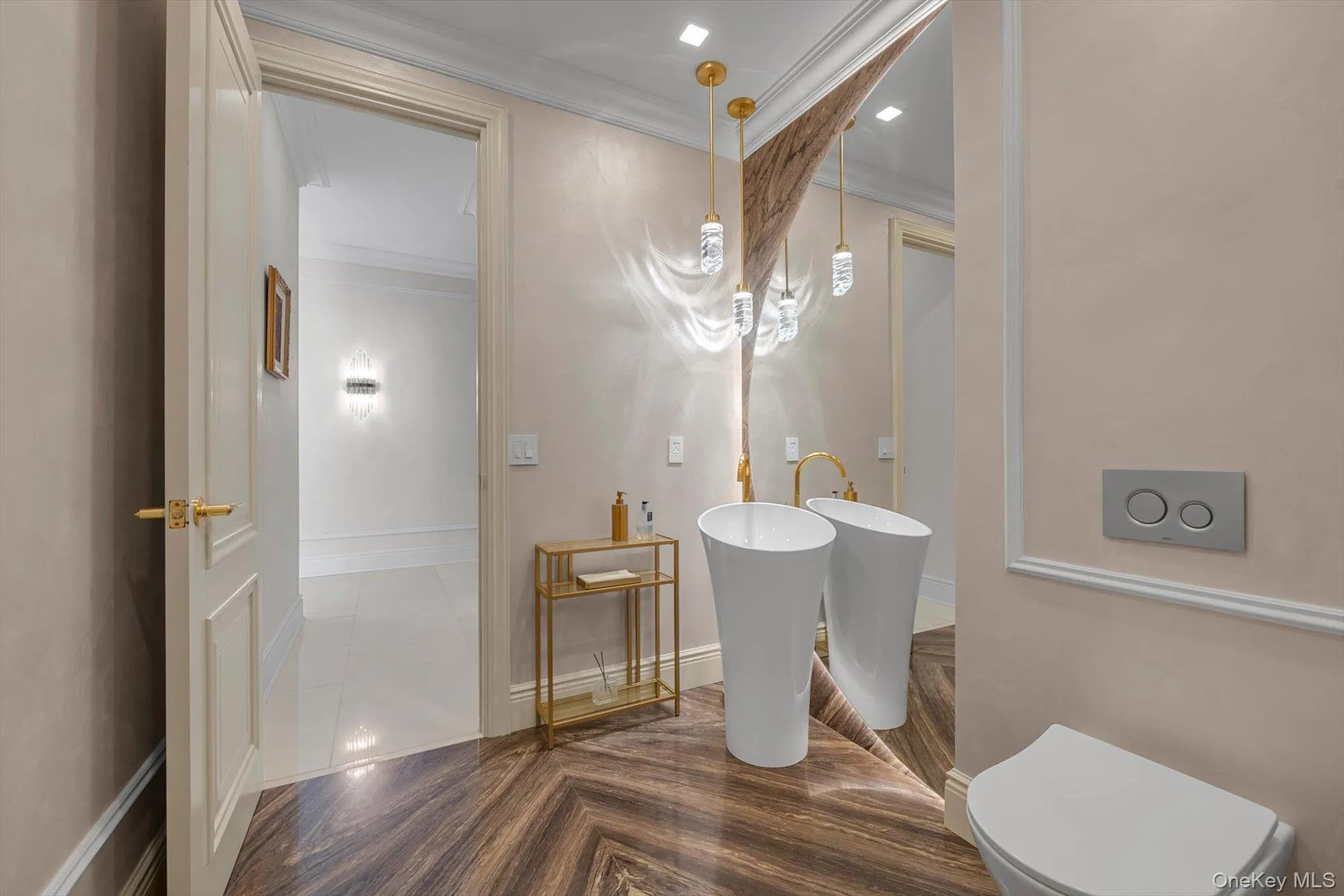 Bathroom with crown molding and baseboards Bathroom with crown molding and baseboards