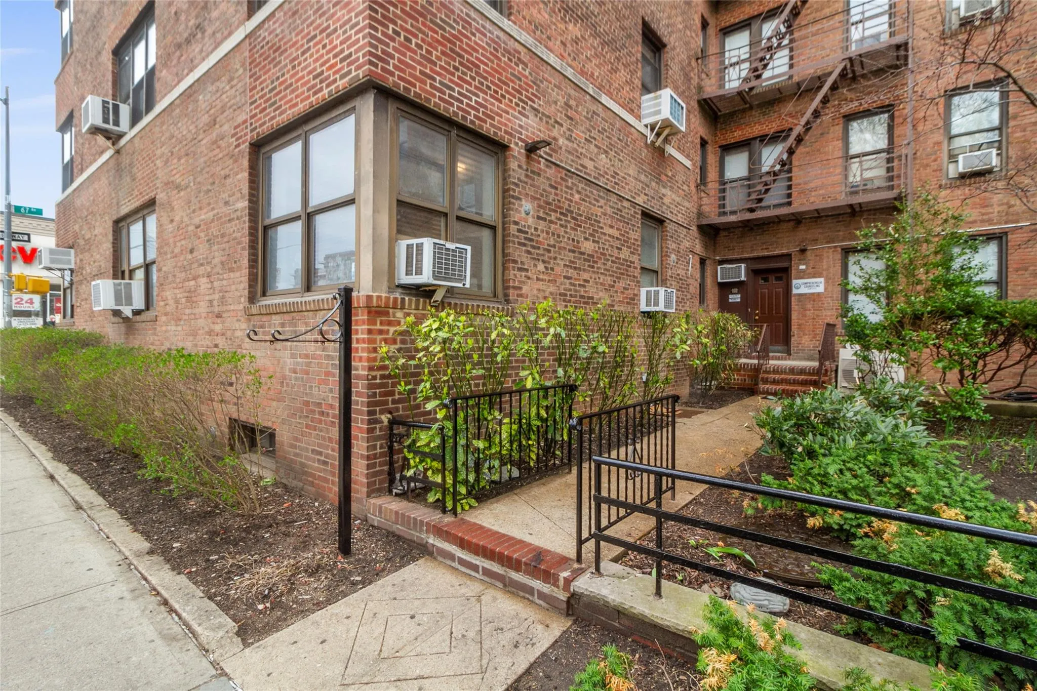 98-120 Queens Boulevard, New York, NY, ,Commercial Lease,Idx,Queens,0,893205 98-120 Queens Boulevard, New York, NY, ,Commercial Lease,Idx,Queens,0,893205