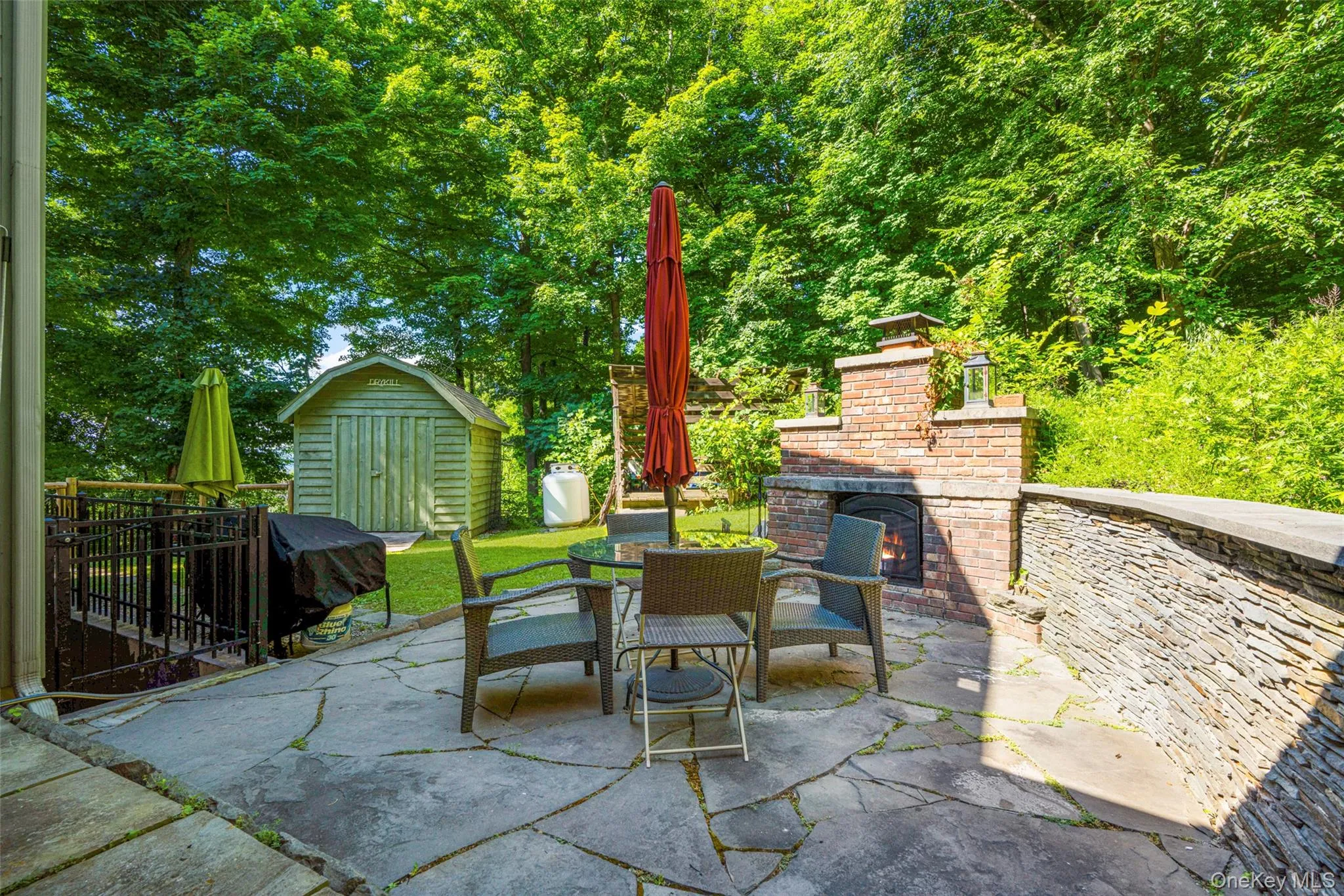 Outdoor fireplace Outdoor fireplace