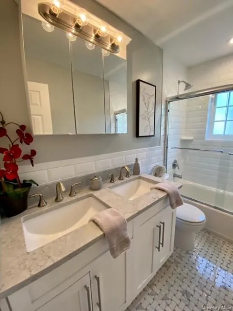 5 Williams Boulevard, Brookhaven, NY, 1 Bedroom Bedrooms, 4 Rooms Rooms,1 BathroomBathrooms,Residential Lease,For Rent,Williams,0,893661 5 Williams Boulevard, Brookhaven, NY, 1 Bedroom Bedrooms, 4 Rooms Rooms,1 BathroomBathrooms,Residential Lease,For Rent,Williams,0,893661