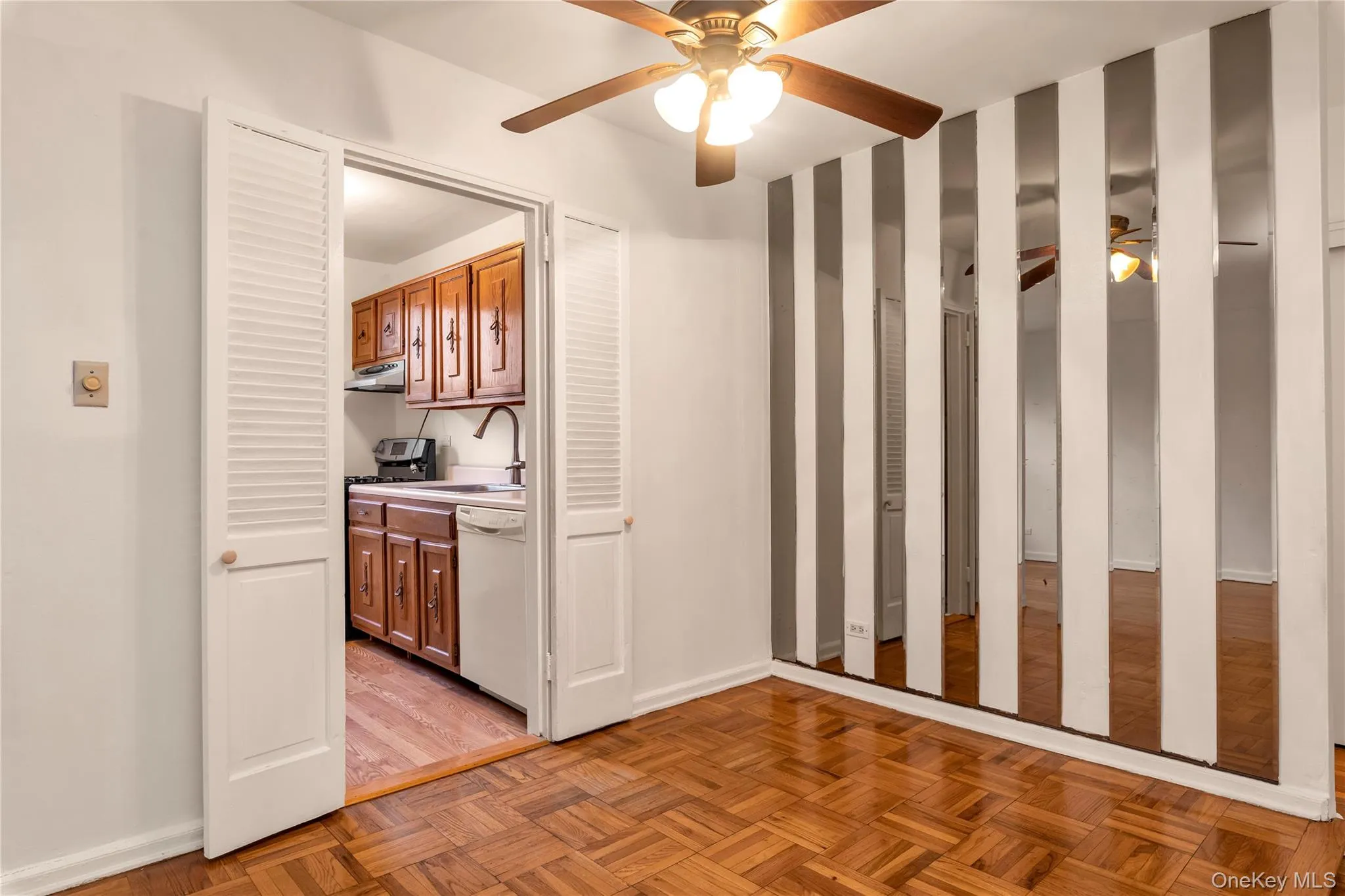 141-05 Pershing Crescent, New York, NY, 1 Bedroom Bedrooms, 3 Rooms Rooms,1 BathroomBathrooms,Residential,For Rent,Pershing,0,893756 141-05 Pershing Crescent, New York, NY, 1 Bedroom Bedrooms, 3 Rooms Rooms,1 BathroomBathrooms,Residential,For Rent,Pershing,0,893756