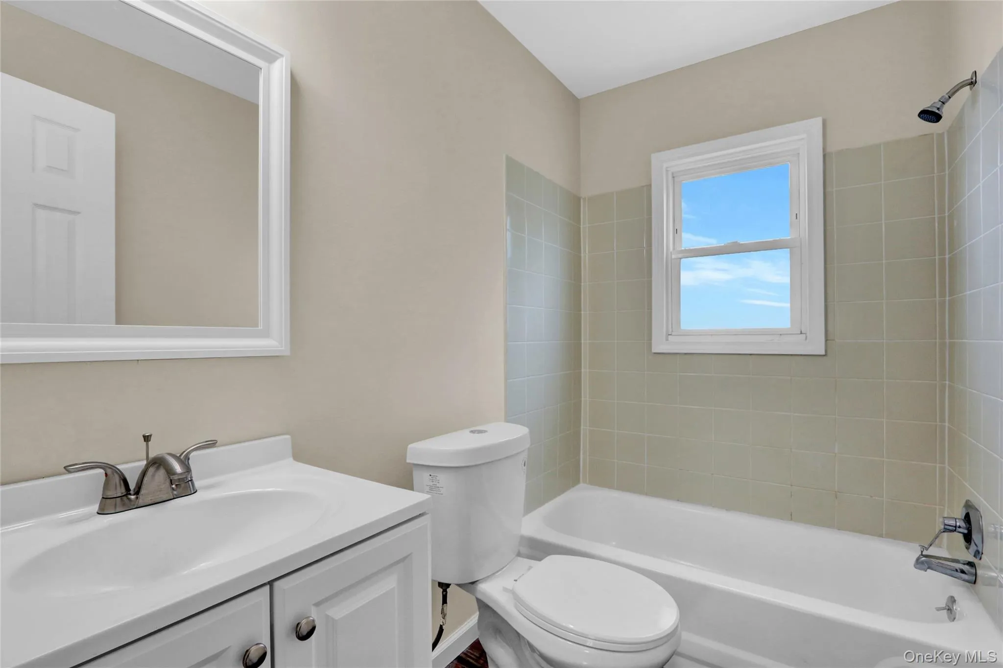 20 Whitman Avenue, Islip, NY, 4 Bedrooms Bedrooms, 6 Rooms Rooms,2 BathroomsBathrooms,Residential,For Rent,Whitman,0,893906 20 Whitman Avenue, Islip, NY, 4 Bedrooms Bedrooms, 6 Rooms Rooms,2 BathroomsBathrooms,Residential,For Rent,Whitman,0,893906