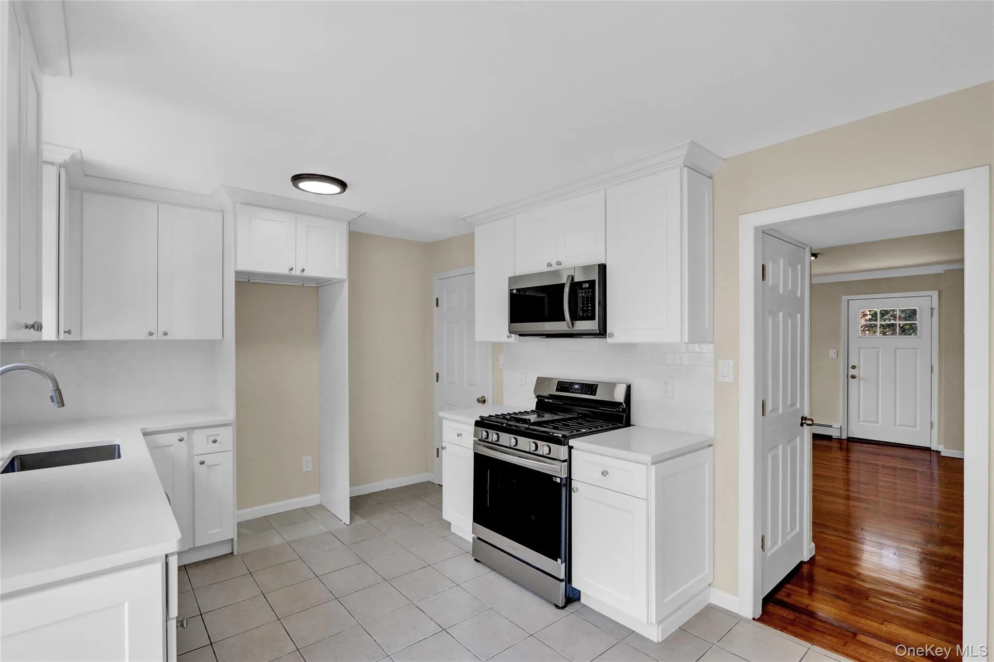 20 Whitman Avenue, Islip, NY, 4 Bedrooms Bedrooms, 6 Rooms Rooms,2 BathroomsBathrooms,Residential,For Rent,Whitman,0,893906 20 Whitman Avenue, Islip, NY, 4 Bedrooms Bedrooms, 6 Rooms Rooms,2 BathroomsBathrooms,Residential,For Rent,Whitman,0,893906