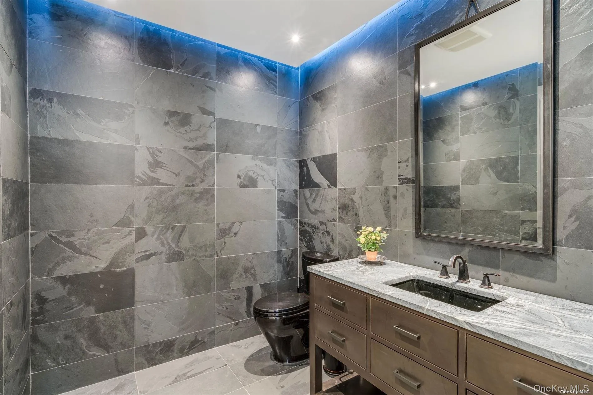 Powder Room Powder Room