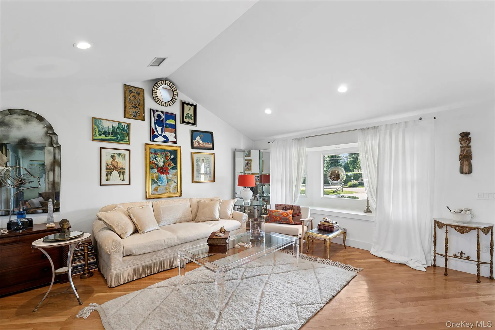 38 Liberty Street, Southampton, NY, 4 Bedrooms Bedrooms, 7 Rooms Rooms,2 BathroomsBathrooms,Residential Lease,Idx,Liberty,0,894140 38 Liberty Street, Southampton, NY, 4 Bedrooms Bedrooms, 7 Rooms Rooms,2 BathroomsBathrooms,Residential Lease,Idx,Liberty,0,894140