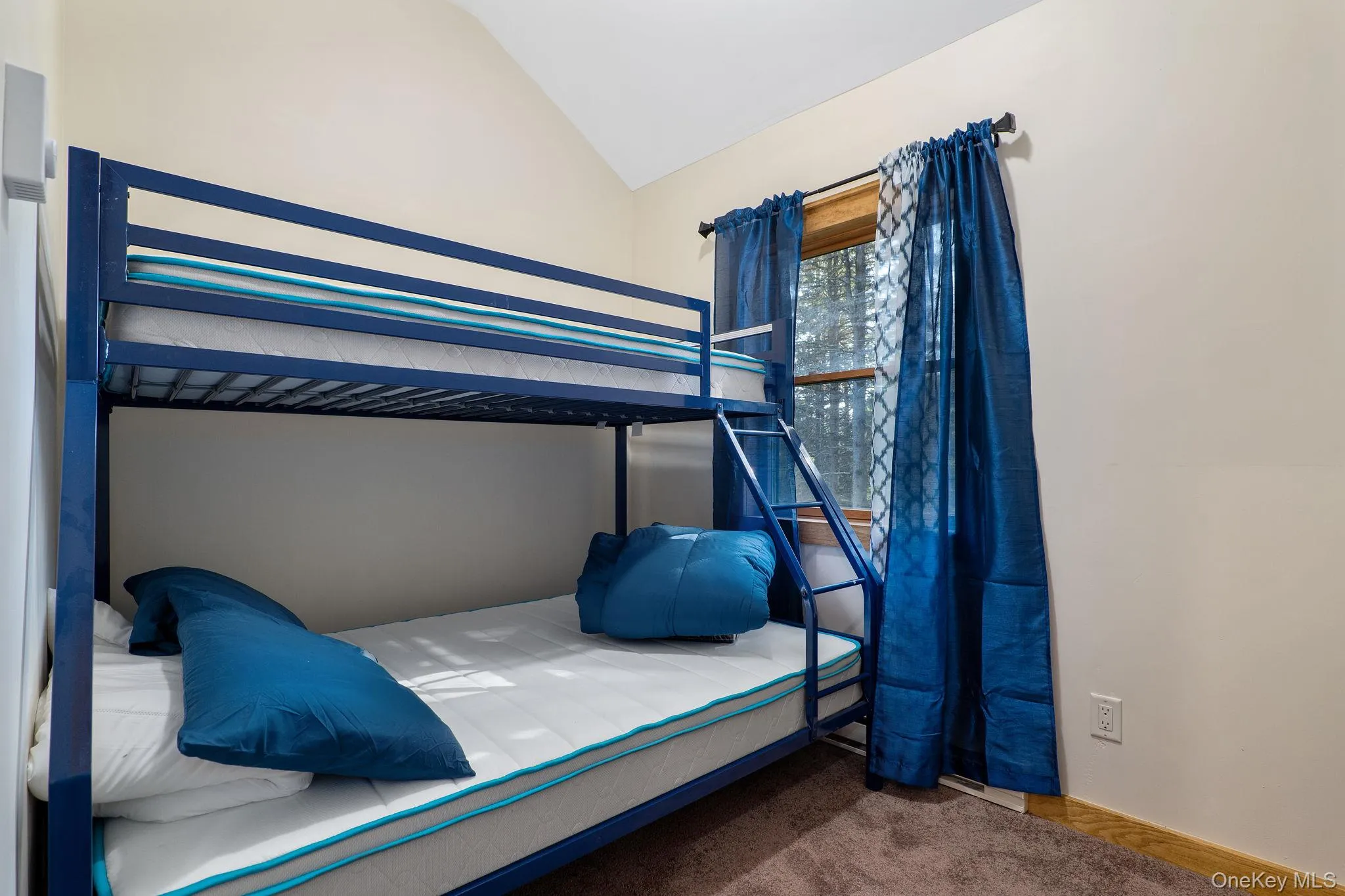 106 Earles Lane, Out Of Area, NY, 4 Bedrooms Bedrooms, 12 Rooms Rooms,3 BathroomsBathrooms,Residential,For Rent,Earles,0,894238 106 Earles Lane, Out Of Area, NY, 4 Bedrooms Bedrooms, 12 Rooms Rooms,3 BathroomsBathrooms,Residential,For Rent,Earles,0,894238