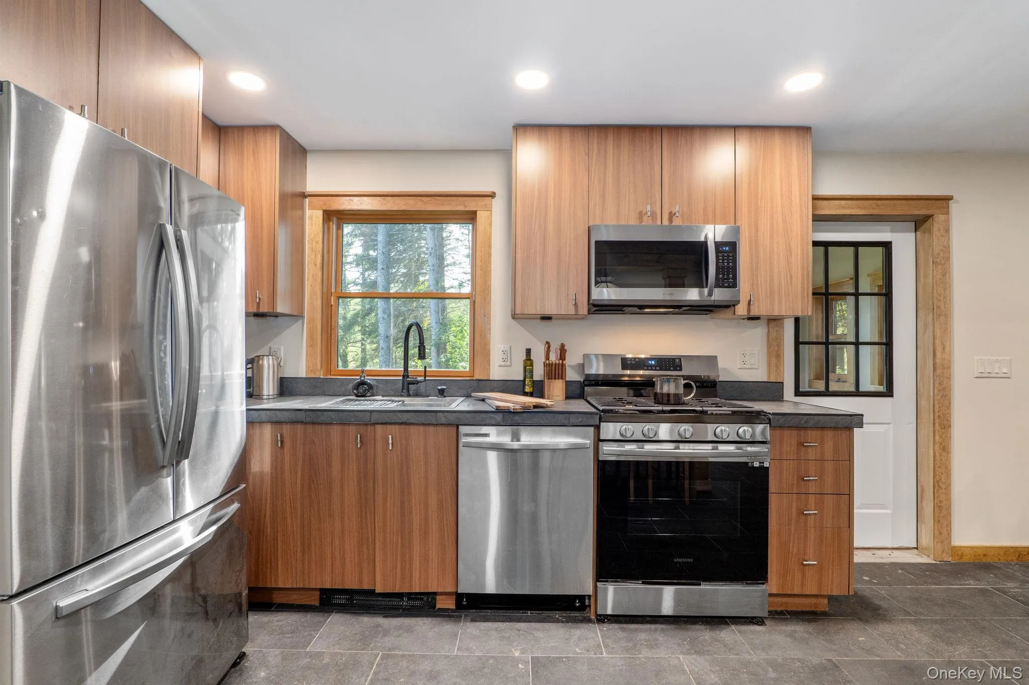 106 Earles Lane, Out Of Area, NY, 4 Bedrooms Bedrooms, 12 Rooms Rooms,3 BathroomsBathrooms,Residential,For Rent,Earles,0,894238 106 Earles Lane, Out Of Area, NY, 4 Bedrooms Bedrooms, 12 Rooms Rooms,3 BathroomsBathrooms,Residential,For Rent,Earles,0,894238