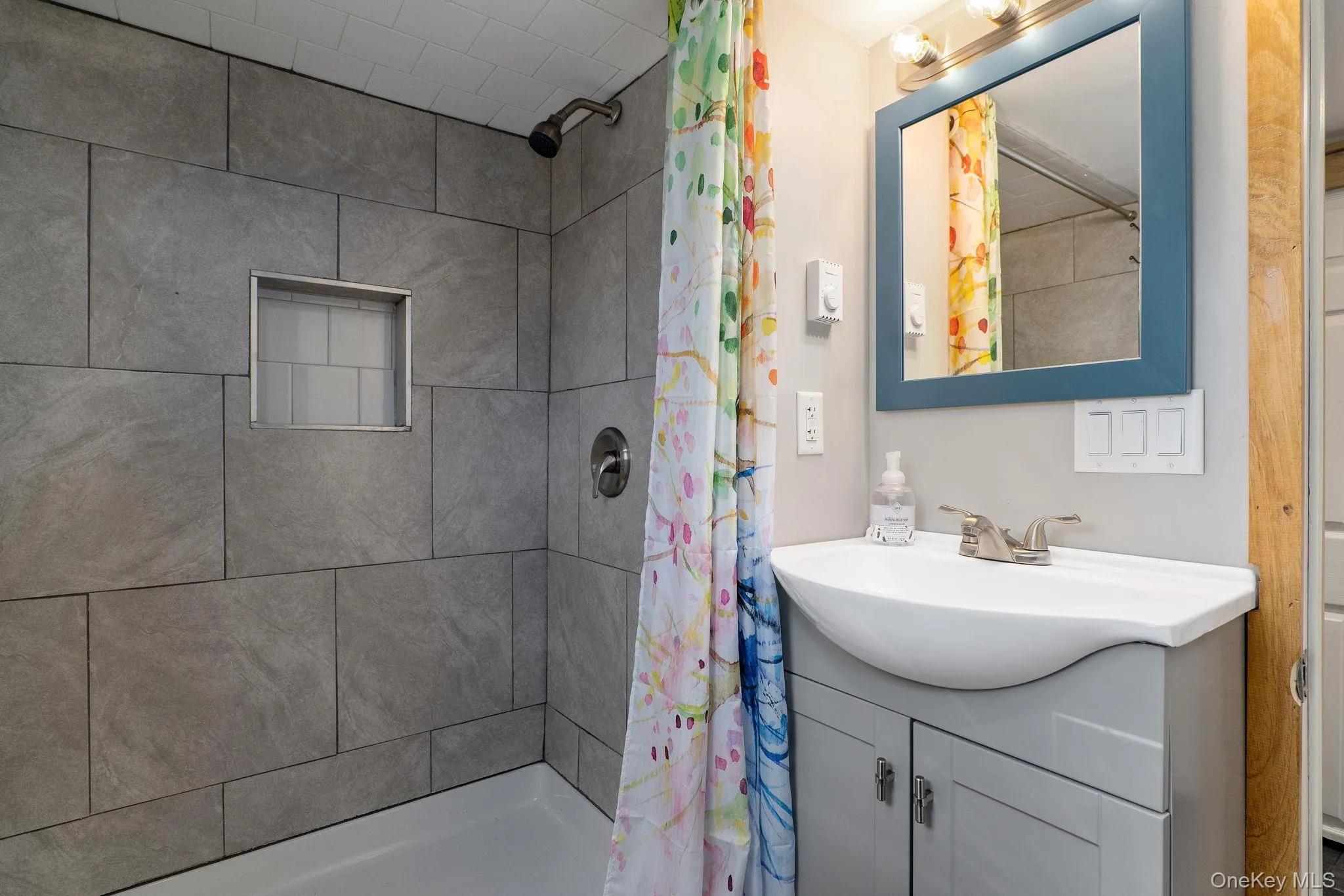 106 Earles Lane, Out Of Area, NY, 4 Bedrooms Bedrooms, 12 Rooms Rooms,3 BathroomsBathrooms,Residential,For Rent,Earles,0,894238 106 Earles Lane, Out Of Area, NY, 4 Bedrooms Bedrooms, 12 Rooms Rooms,3 BathroomsBathrooms,Residential,For Rent,Earles,0,894238