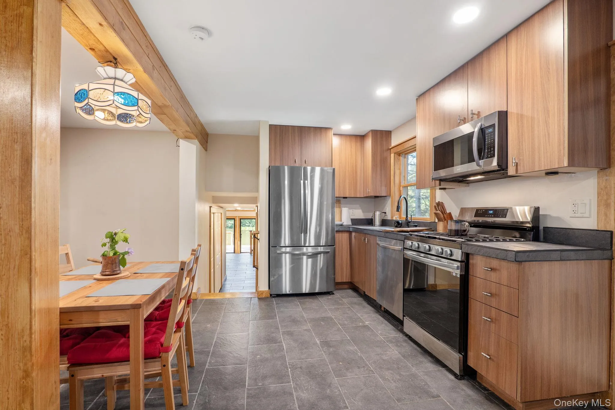 106 Earles Lane, Out Of Area, NY, 4 Bedrooms Bedrooms, 12 Rooms Rooms,3 BathroomsBathrooms,Residential,For Rent,Earles,0,894238 106 Earles Lane, Out Of Area, NY, 4 Bedrooms Bedrooms, 12 Rooms Rooms,3 BathroomsBathrooms,Residential,For Rent,Earles,0,894238