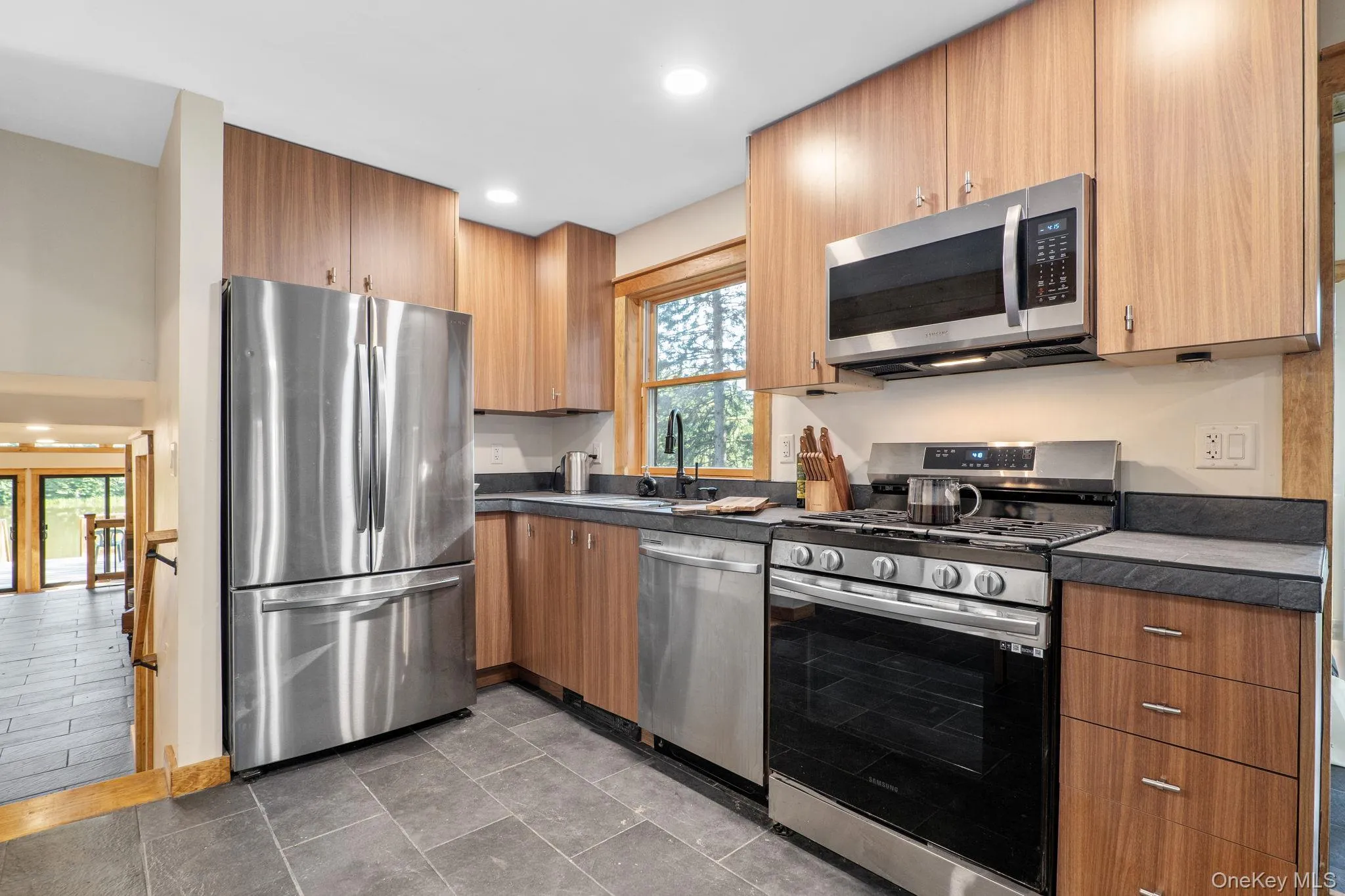 106 Earles Lane, Out Of Area, NY, 4 Bedrooms Bedrooms, 12 Rooms Rooms,3 BathroomsBathrooms,Residential,For Rent,Earles,0,894238 106 Earles Lane, Out Of Area, NY, 4 Bedrooms Bedrooms, 12 Rooms Rooms,3 BathroomsBathrooms,Residential,For Rent,Earles,0,894238