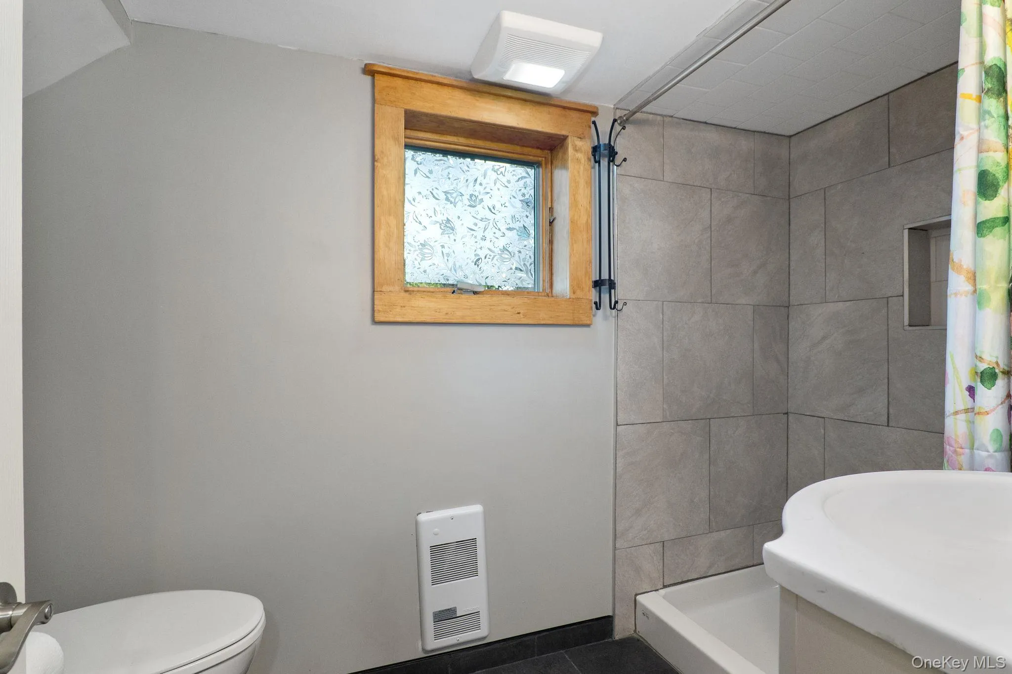 106 Earles Lane, Out Of Area, NY, 4 Bedrooms Bedrooms, 12 Rooms Rooms,3 BathroomsBathrooms,Residential,For Rent,Earles,0,894238 106 Earles Lane, Out Of Area, NY, 4 Bedrooms Bedrooms, 12 Rooms Rooms,3 BathroomsBathrooms,Residential,For Rent,Earles,0,894238