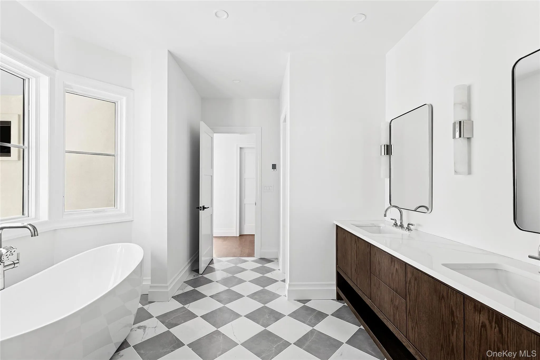 3360 Wunneweta Road, Southold, NY, 6 Bedrooms Bedrooms, 14 Rooms Rooms,7 BathroomsBathrooms,Residential,For Rent,Wunneweta,0,894800 3360 Wunneweta Road, Southold, NY, 6 Bedrooms Bedrooms, 14 Rooms Rooms,7 BathroomsBathrooms,Residential,For Rent,Wunneweta,0,894800