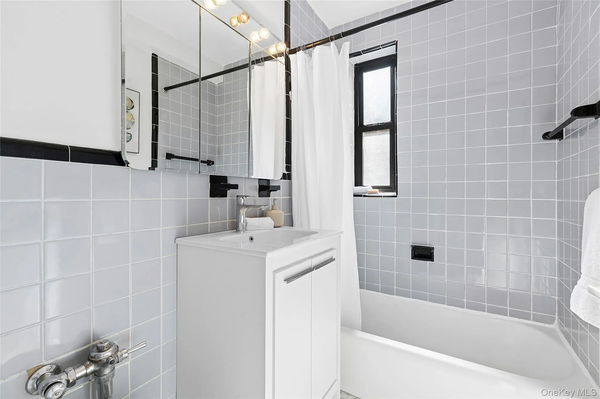 330 70th Street, New York, NY, 1 Bedroom Bedrooms, 3 Rooms Rooms,1 BathroomBathrooms,Residential,For Rent,70th,0,894828 330 70th Street, New York, NY, 1 Bedroom Bedrooms, 3 Rooms Rooms,1 BathroomBathrooms,Residential,For Rent,70th,0,894828