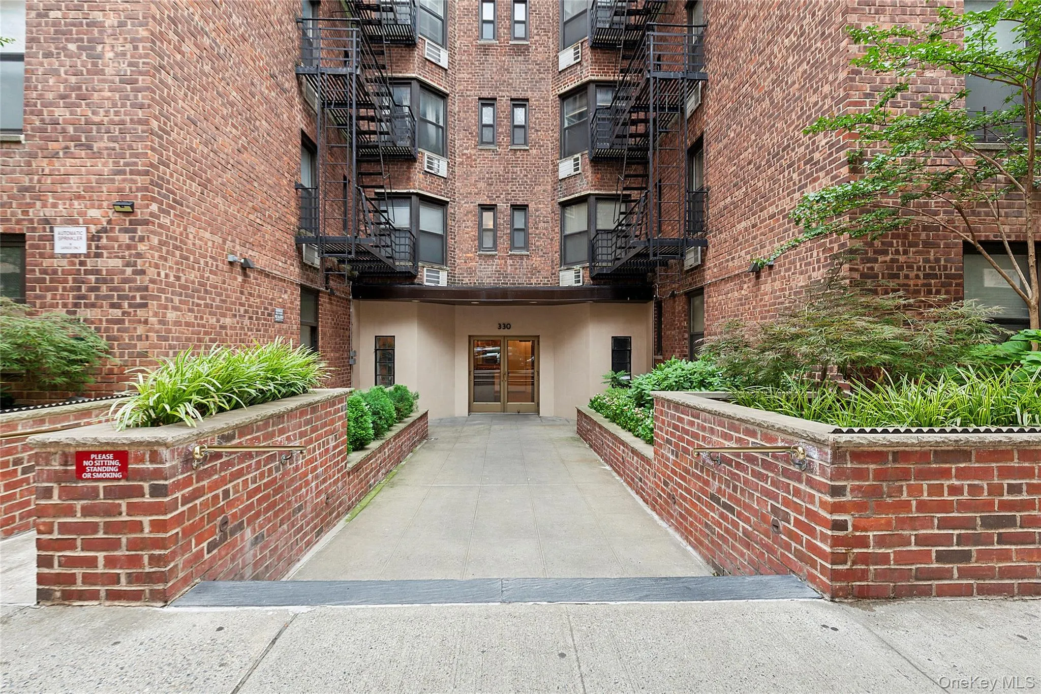 330 70th Street, New York, NY, 1 Bedroom Bedrooms, 3 Rooms Rooms,1 BathroomBathrooms,Residential,For Rent,70th,0,894828 330 70th Street, New York, NY, 1 Bedroom Bedrooms, 3 Rooms Rooms,1 BathroomBathrooms,Residential,For Rent,70th,0,894828