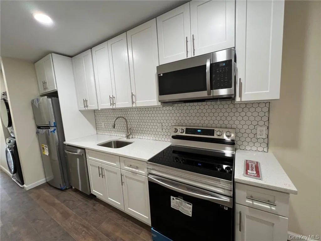 45 Front Street, Port Jervis, NY, 1 Bedroom Bedrooms, 2 Rooms Rooms,1 BathroomBathrooms,Residential Lease,For Rent,Front,0,895026 45 Front Street, Port Jervis, NY, 1 Bedroom Bedrooms, 2 Rooms Rooms,1 BathroomBathrooms,Residential Lease,For Rent,Front,0,895026