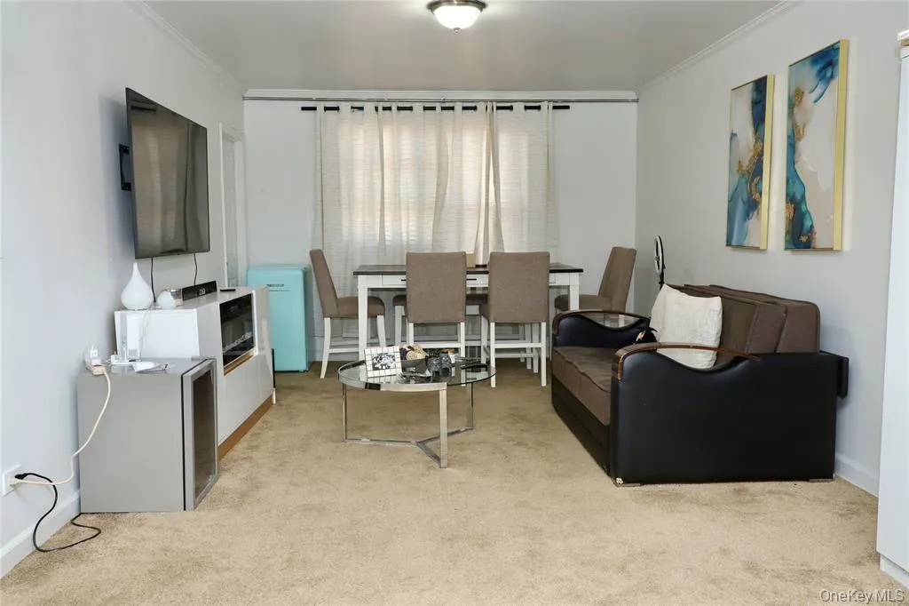 15029 72nd Road, New York, NY, 2 Bedrooms Bedrooms, 5 Rooms Rooms,1 BathroomBathrooms,Residential Sale,For Rent,72nd,0,895313 15029 72nd Road, New York, NY, 2 Bedrooms Bedrooms, 5 Rooms Rooms,1 BathroomBathrooms,Residential Sale,For Rent,72nd,0,895313