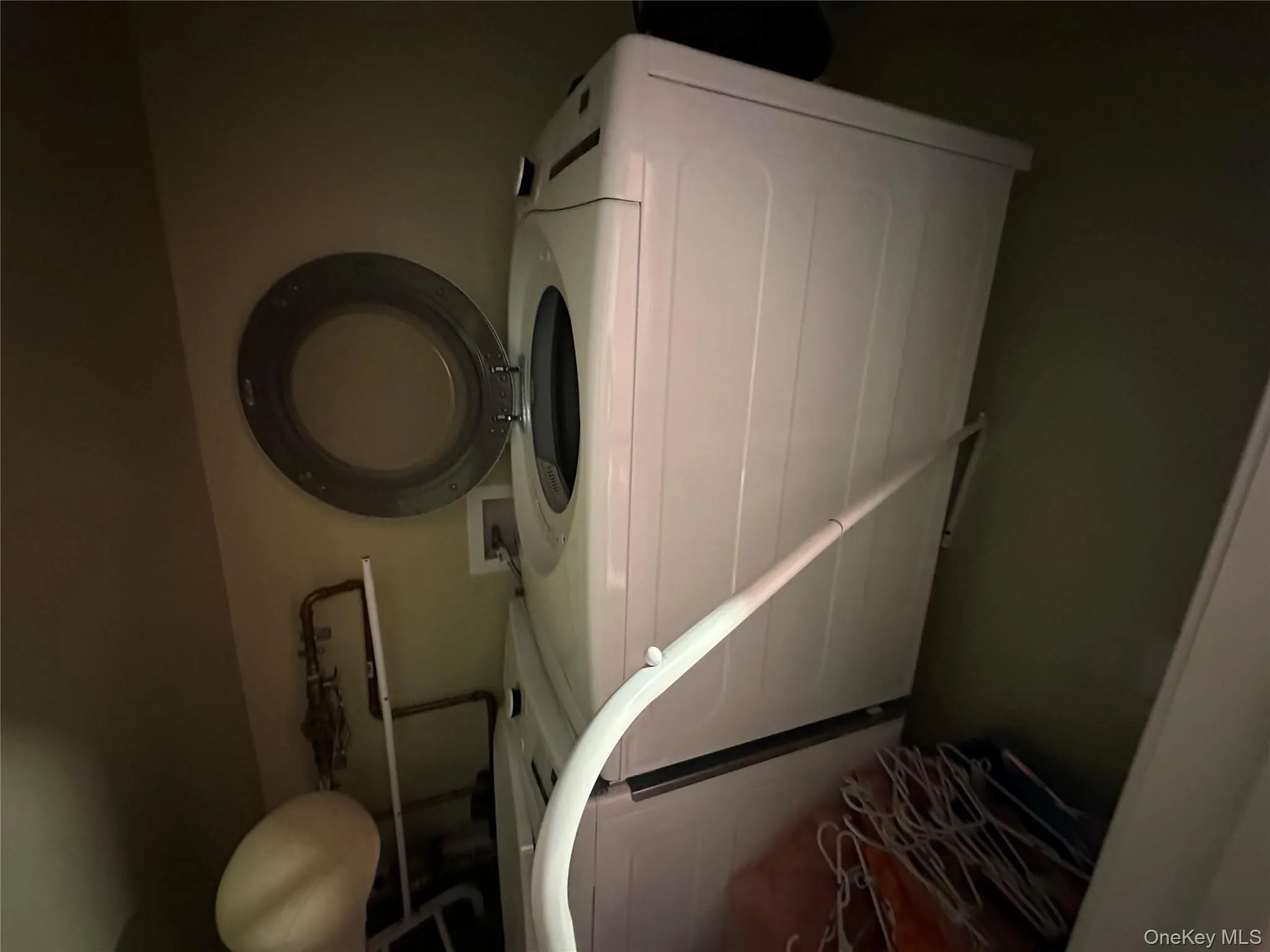 Laundry area with washer / clothes dryer Laundry area with washer / clothes dryer