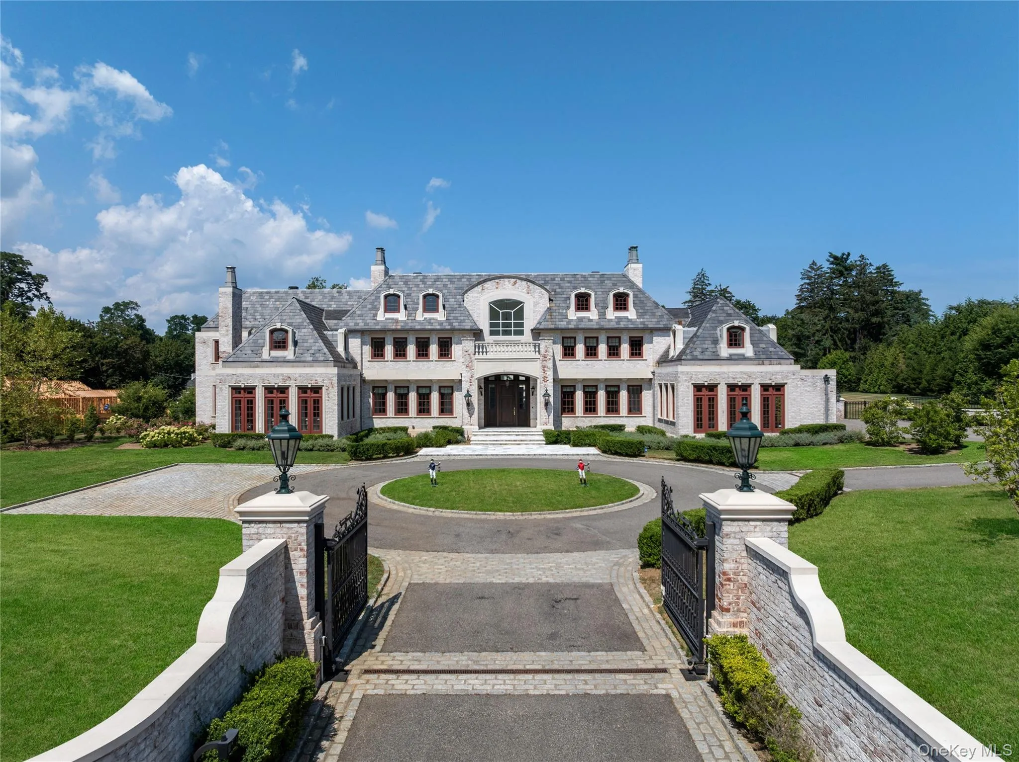 9 Hicks Lane, North Hempstead, NY, 8 Bedrooms Bedrooms, 18 Rooms Rooms,8 BathroomsBathrooms,Residential,For Rent,Hicks,0,895575 9 Hicks Lane, North Hempstead, NY, 8 Bedrooms Bedrooms, 18 Rooms Rooms,8 BathroomsBathrooms,Residential,For Rent,Hicks,0,895575