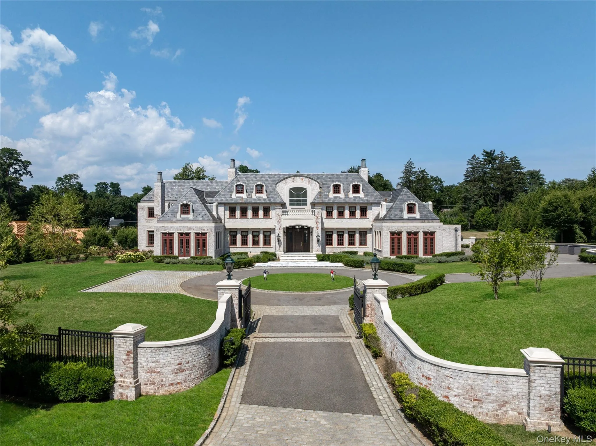 9 Hicks Lane, North Hempstead, NY, 8 Bedrooms Bedrooms, 18 Rooms Rooms,8 BathroomsBathrooms,Residential,For Rent,Hicks,0,895575 9 Hicks Lane, North Hempstead, NY, 8 Bedrooms Bedrooms, 18 Rooms Rooms,8 BathroomsBathrooms,Residential,For Rent,Hicks,0,895575