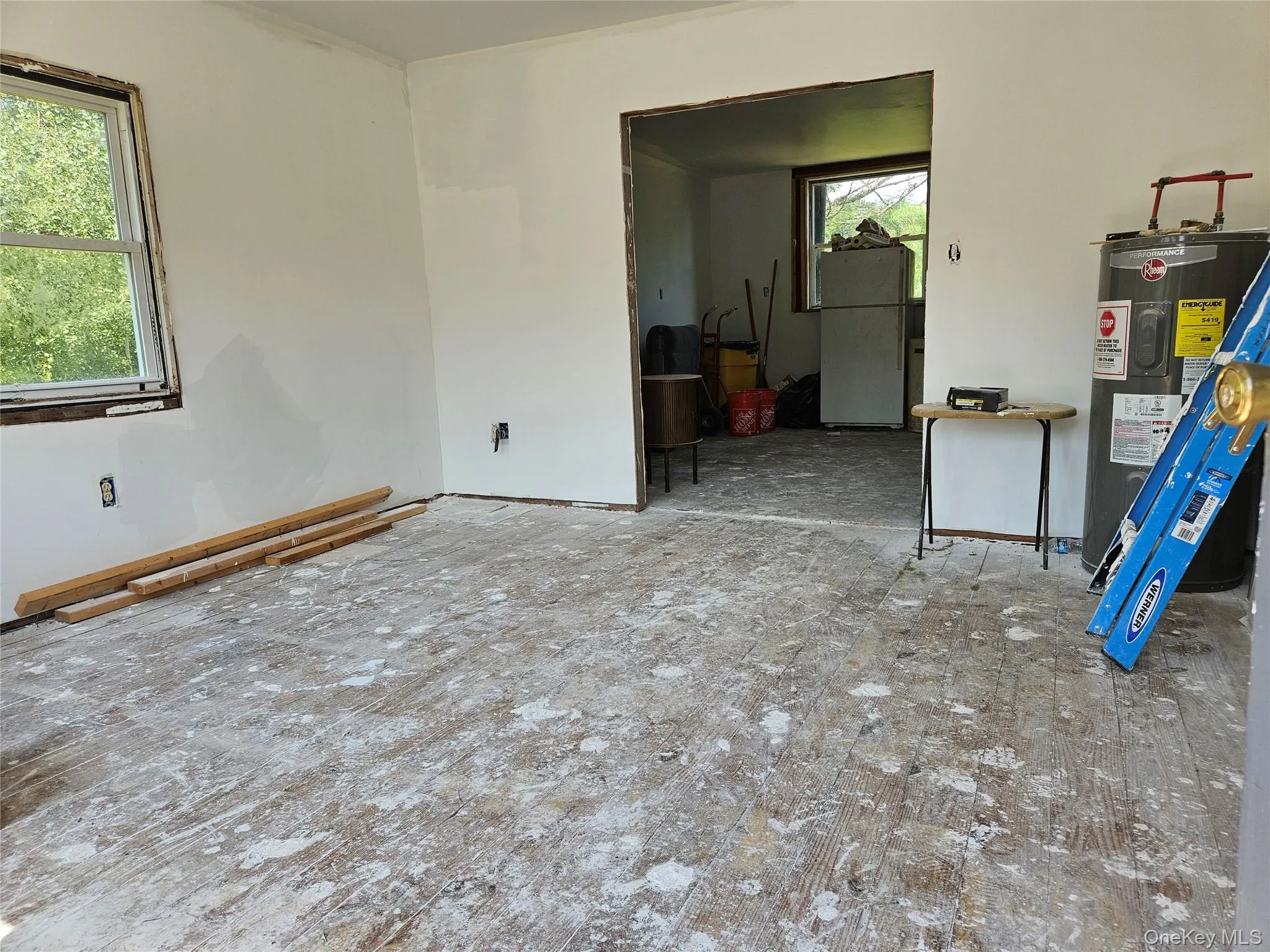 Large Living room Large Living room