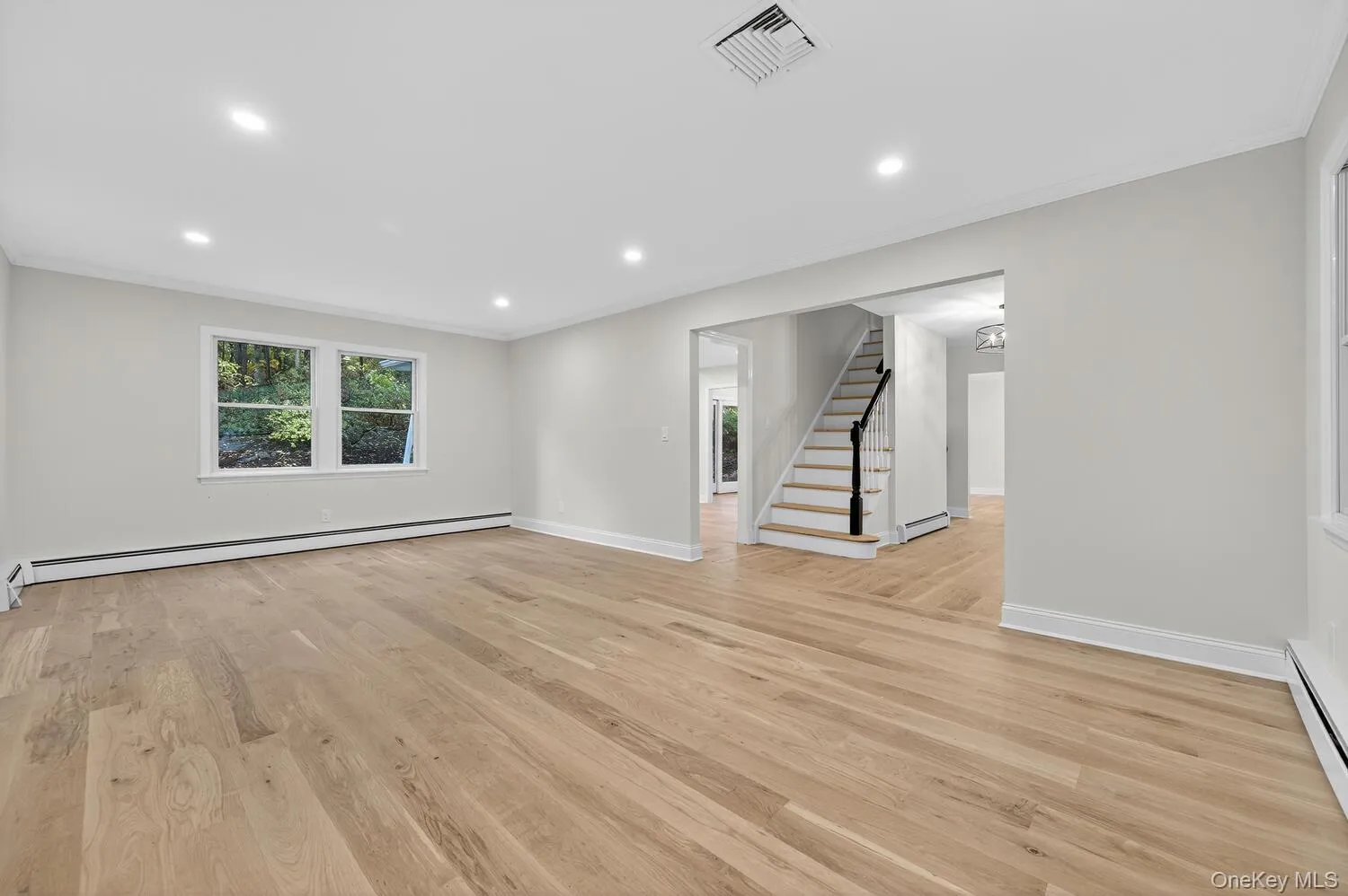 43 Edcris Lane, Huntington, NY, 4 Bedrooms Bedrooms, 9 Rooms Rooms,2 BathroomsBathrooms,Residential Lease,Idx,Edcris,0,895861 43 Edcris Lane, Huntington, NY, 4 Bedrooms Bedrooms, 9 Rooms Rooms,2 BathroomsBathrooms,Residential Lease,Idx,Edcris,0,895861