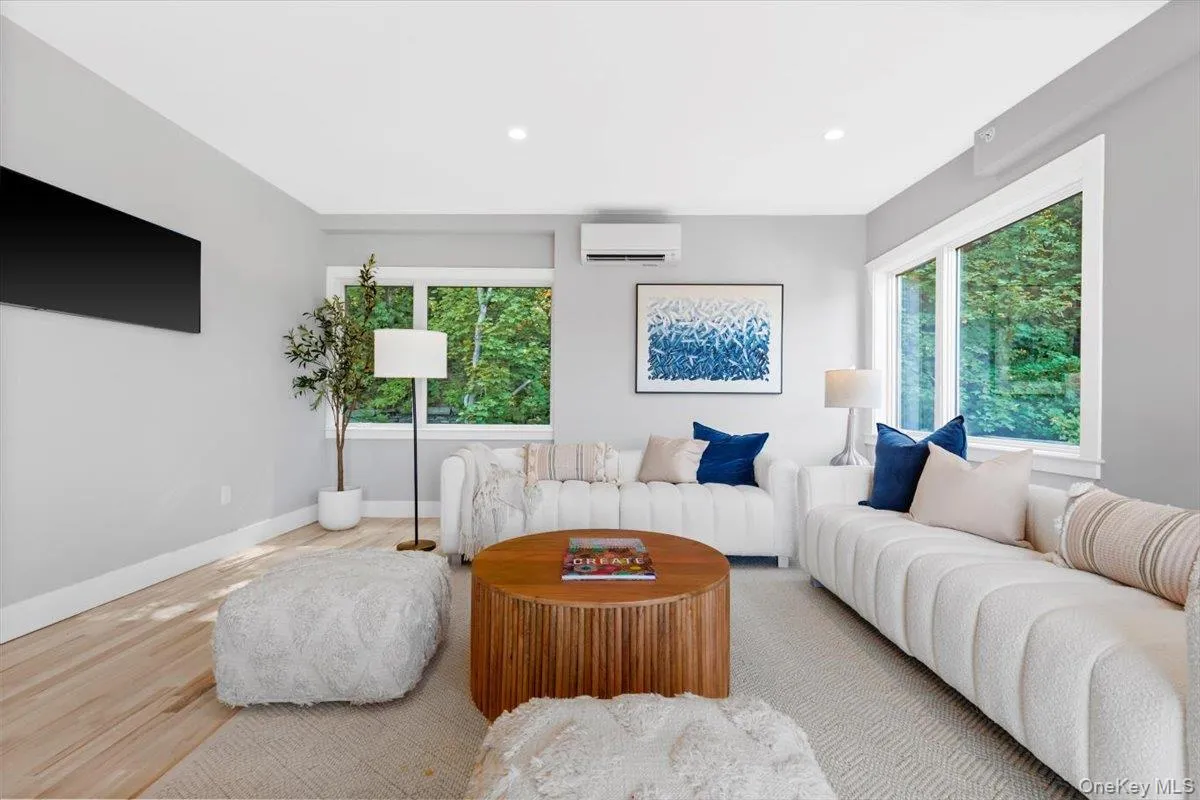 family room / office / roof terrace family room / office / roof terrace
