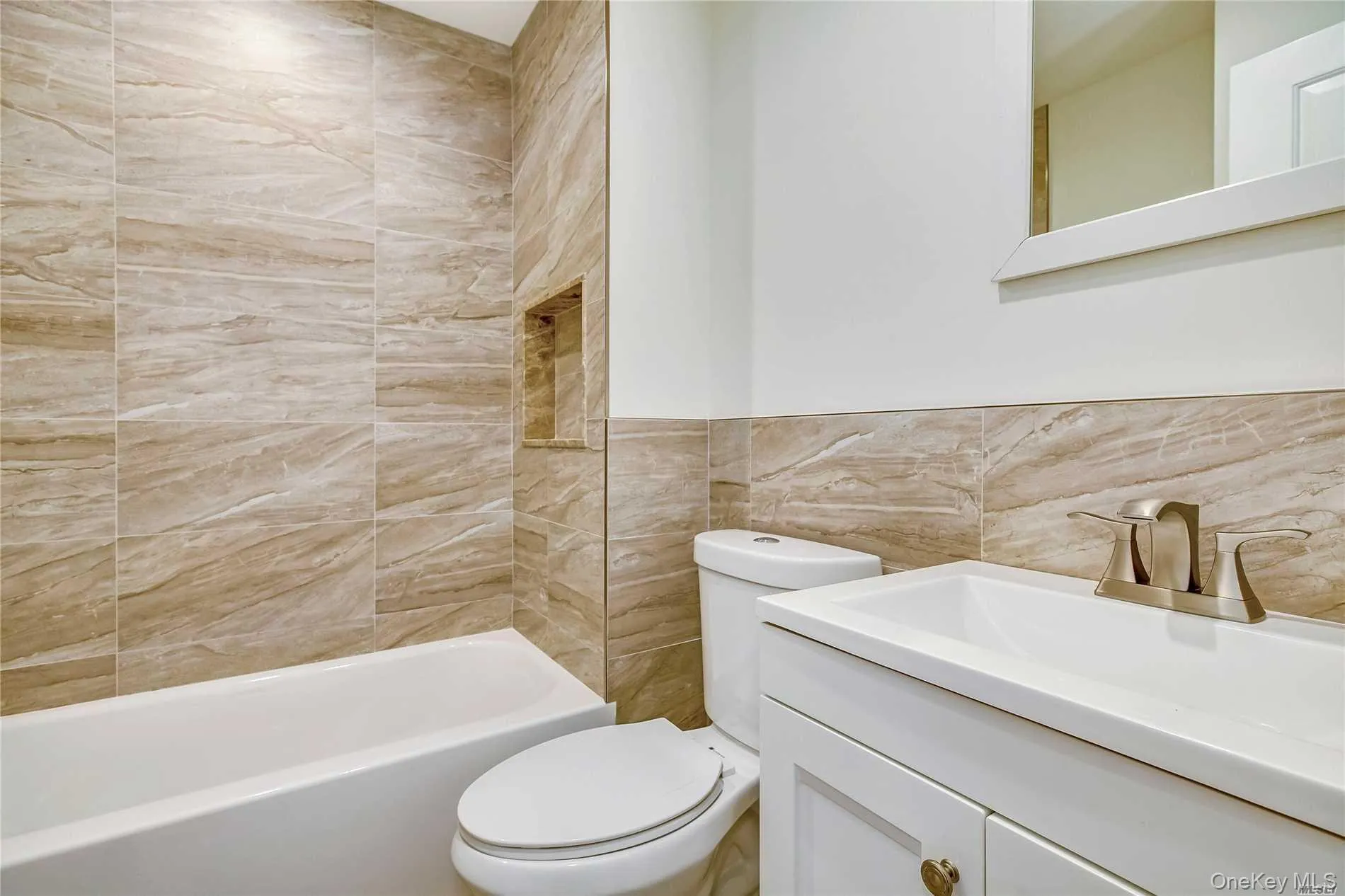 51 Ocean Avenue, Southampton, NY, 3 Bedrooms Bedrooms, 7 Rooms Rooms,2 BathroomsBathrooms,Residential Lease,For Rent,Ocean,0,896001 51 Ocean Avenue, Southampton, NY, 3 Bedrooms Bedrooms, 7 Rooms Rooms,2 BathroomsBathrooms,Residential Lease,For Rent,Ocean,0,896001