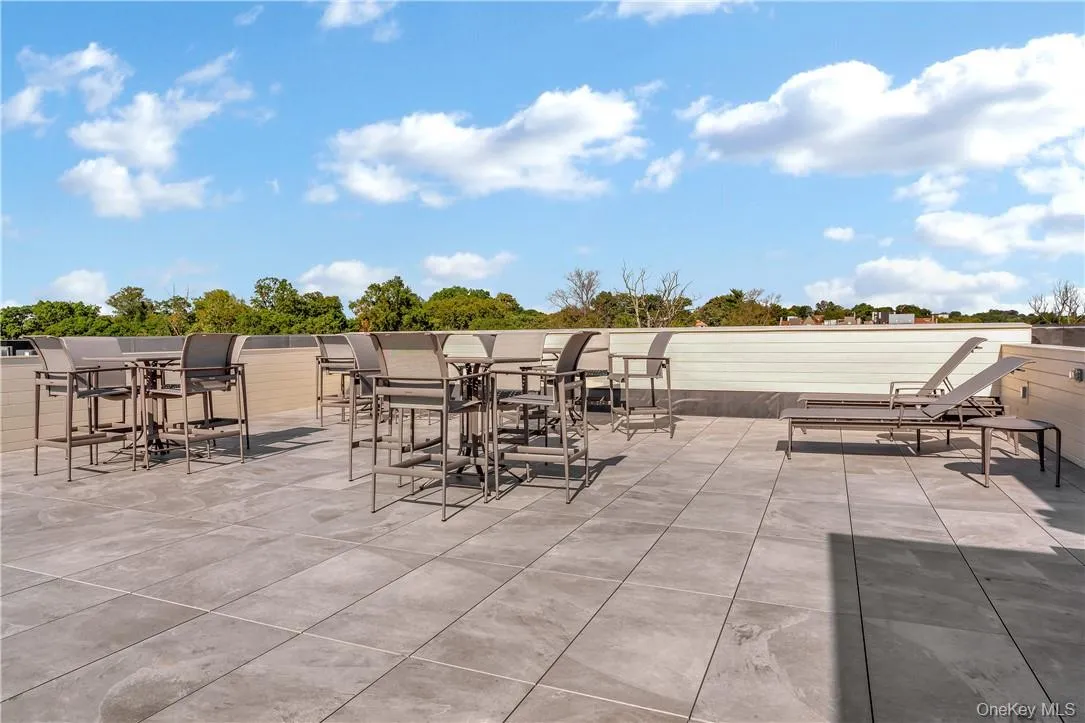 ROOFTOP DECK ROOFTOP DECK