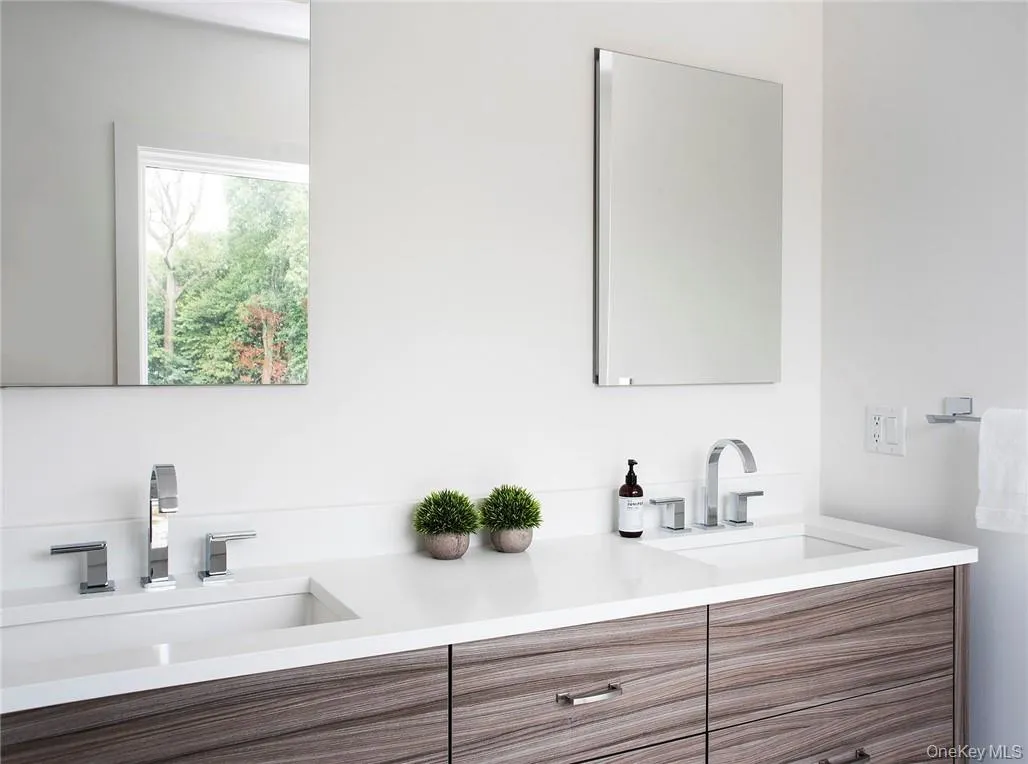 8 Boulevard, Pelham, NY, 3 Bedrooms Bedrooms, 5 Rooms Rooms,3 BathroomsBathrooms,Residential Lease,Idx,Boulevard,0,896236 8 Boulevard, Pelham, NY, 3 Bedrooms Bedrooms, 5 Rooms Rooms,3 BathroomsBathrooms,Residential Lease,Idx,Boulevard,0,896236