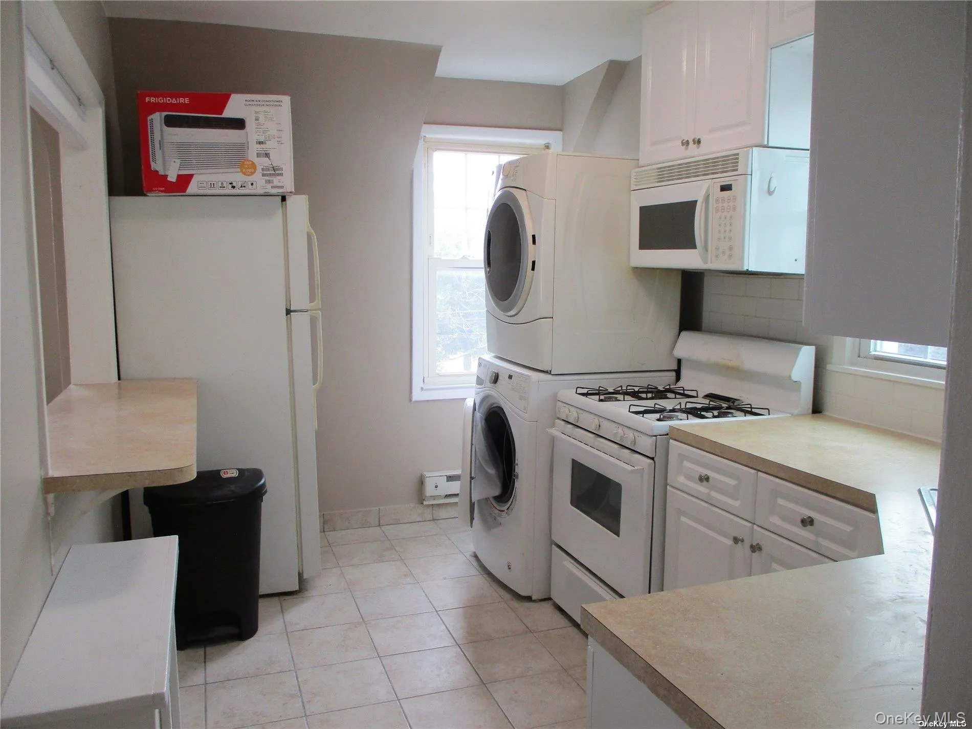 127 Gordon Road, Hempstead, NY, 3 Bedrooms Bedrooms, 5 Rooms Rooms,1 BathroomBathrooms,Residential Lease,Idx,Gordon,0,896292 127 Gordon Road, Hempstead, NY, 3 Bedrooms Bedrooms, 5 Rooms Rooms,1 BathroomBathrooms,Residential Lease,Idx,Gordon,0,896292
