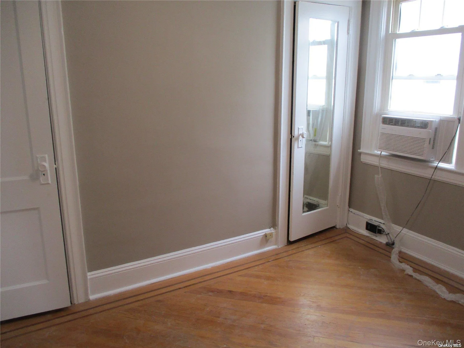 127 Gordon Road, Hempstead, NY, 3 Bedrooms Bedrooms, 5 Rooms Rooms,1 BathroomBathrooms,Residential Lease,Idx,Gordon,0,896292 127 Gordon Road, Hempstead, NY, 3 Bedrooms Bedrooms, 5 Rooms Rooms,1 BathroomBathrooms,Residential Lease,Idx,Gordon,0,896292