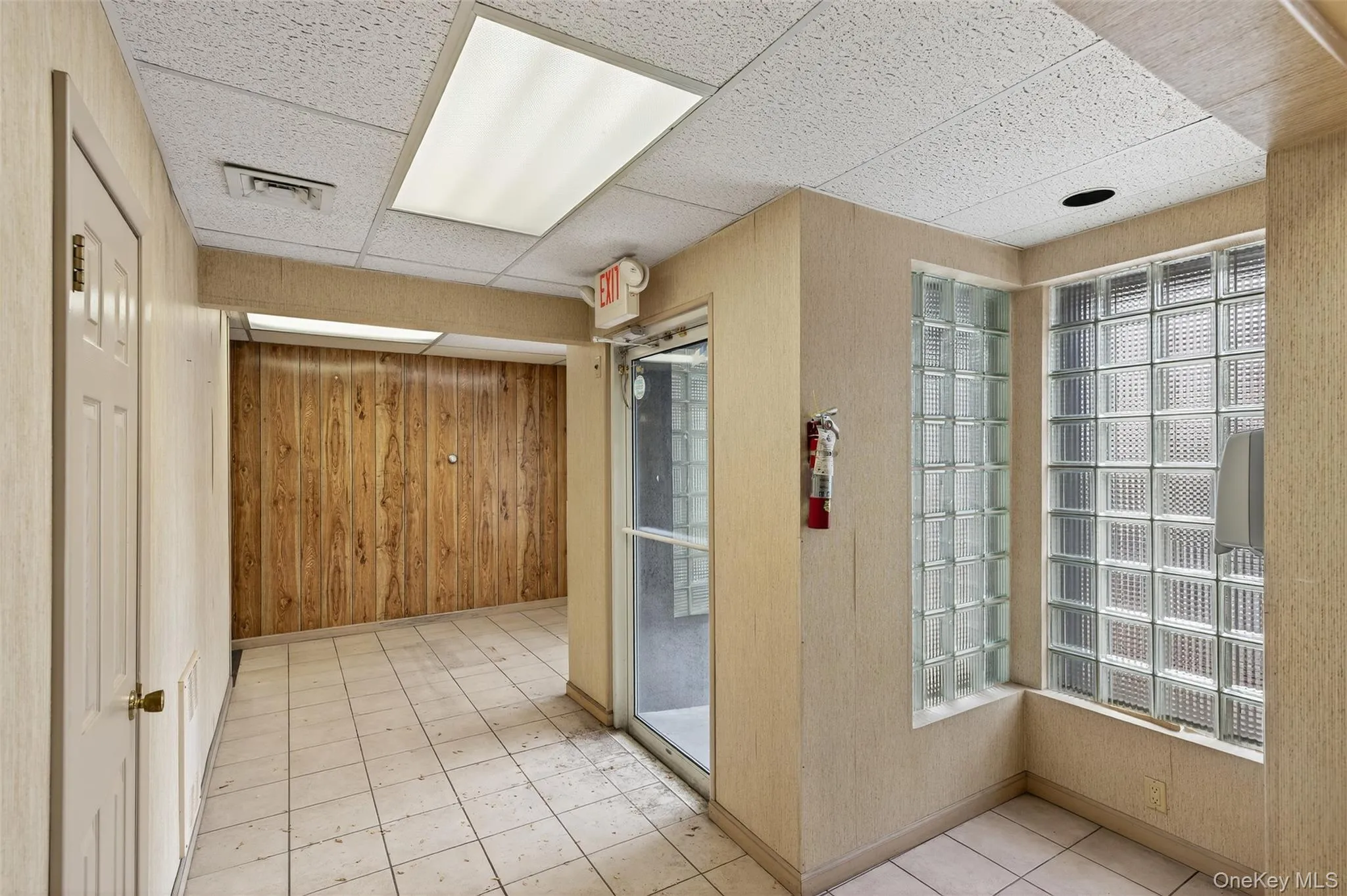 Front Entrance Lobby Front Entrance Lobby