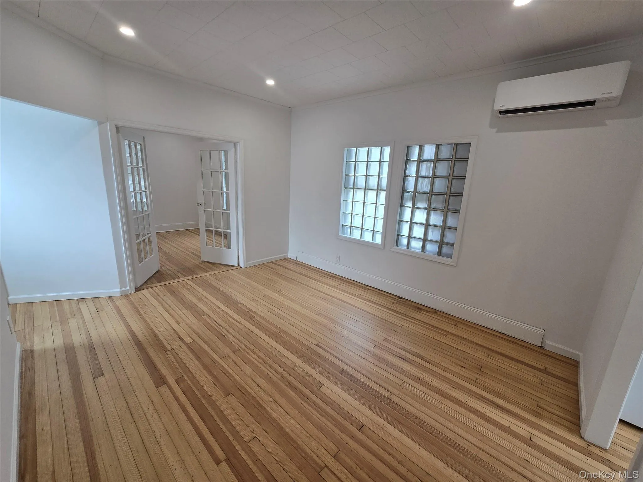 69 Ocean Avenue, Brookhaven, NY, 1 Bedroom Bedrooms, 4 Rooms Rooms,1 BathroomBathrooms,Residential Lease,For Rent,Ocean,0,896334 69 Ocean Avenue, Brookhaven, NY, 1 Bedroom Bedrooms, 4 Rooms Rooms,1 BathroomBathrooms,Residential Lease,For Rent,Ocean,0,896334