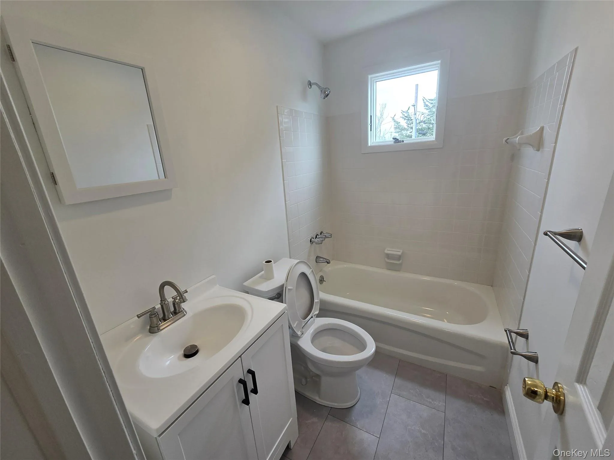 69 Ocean Avenue, Brookhaven, NY, 1 Bedroom Bedrooms, 4 Rooms Rooms,1 BathroomBathrooms,Residential Lease,For Rent,Ocean,0,896334 69 Ocean Avenue, Brookhaven, NY, 1 Bedroom Bedrooms, 4 Rooms Rooms,1 BathroomBathrooms,Residential Lease,For Rent,Ocean,0,896334