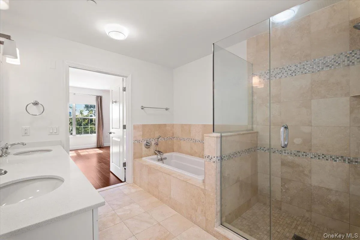 10 Byron Place, Mamaroneck, NY, 2 Bedrooms Bedrooms, 4 Rooms Rooms,2 BathroomsBathrooms,Residential Lease,Idx,Byron,0,896343 10 Byron Place, Mamaroneck, NY, 2 Bedrooms Bedrooms, 4 Rooms Rooms,2 BathroomsBathrooms,Residential Lease,Idx,Byron,0,896343